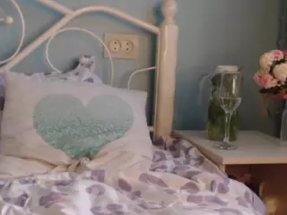 sensual-goddesss's Live Sex Cam Show