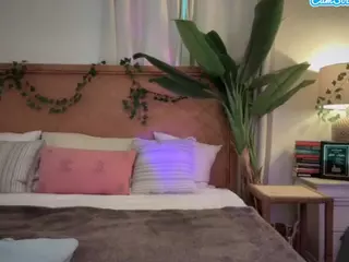 Little Native's Live Sex Cam Show