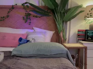 Little Native's Live Sex Cam Show