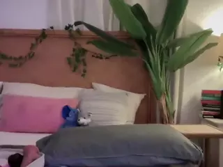 Little Native's Live Sex Cam Show