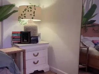 Little Native's Live Sex Cam Show