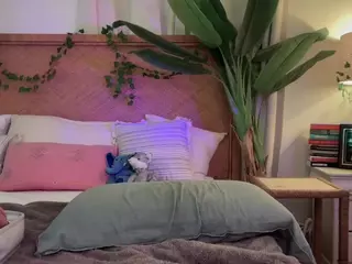 Little Native's Live Sex Cam Show