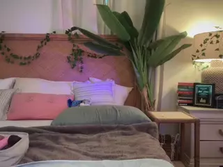 Little Native's Live Sex Cam Show
