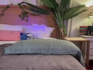 Little Native's Live Sex Cam Show