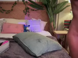 Little Native's Live Sex Cam Show