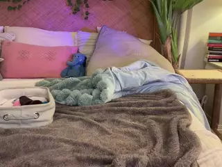 Little Native's Live Sex Cam Show