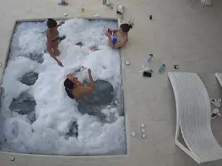 voyeurcam casa salsa hottub view's Live Sex Cam Show
