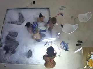 voyeurcam casa salsa hottub view's Live Sex Cam Show