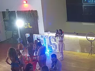 voyeurcam casa salsa panoramic's Live Sex Cam Show
