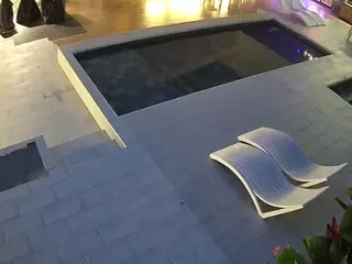 voyeurcam casa salsa rooftop's Live Sex Cam Show