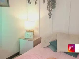 aurooraa's Live Sex Cam Show