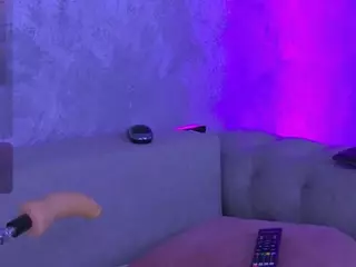 BambiKayy's Live Sex Cam Show