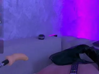 BambiKayy's Live Sex Cam Show