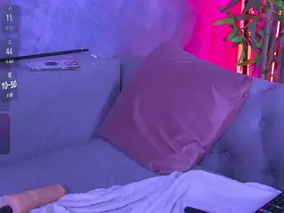 BambiKayy's Live Sex Cam Show