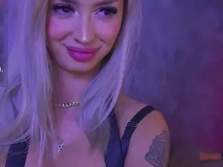 BambiKayy's Live Sex Cam Show