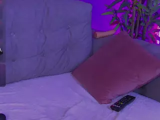 BambiKayy's Live Sex Cam Show