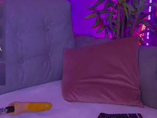 BambiKayy's Live Sex Cam Show
