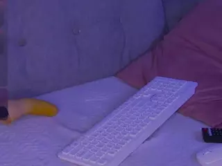 BambiKayy's Live Sex Cam Show