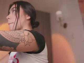 GigiLee's Live Sex Cam Show