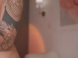 GigiLee's Live Sex Cam Show