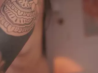 GigiLee's Live Sex Cam Show