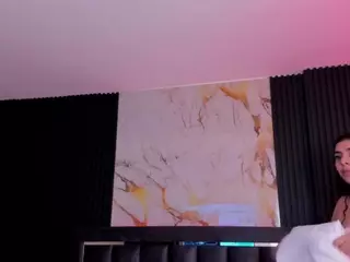 HANNASCOTTX's Live Sex Cam Show