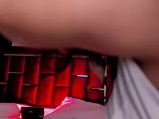 HANNASCOTTX's Live Sex Cam Show