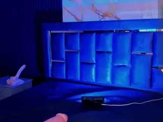 HANNASCOTTX's Live Sex Cam Show