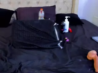 nataliacollislim's Live Sex Cam Show