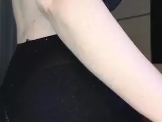 Hornyyyyyy.Wet.Voyeur.Momyyyy's Live Sex Cam Show
