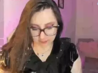 Roxxanne-Bail's Live Sex Cam Show
