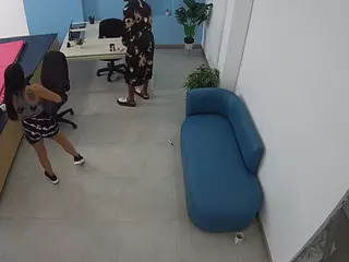 voyeurcam jb room 1's Live Sex Cam Show