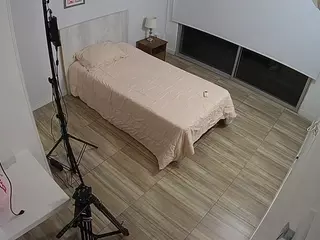 voyeurcam jb room 3's Live Sex Cam Show