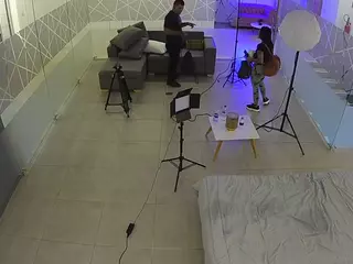 voyeurcam jb room 3's Live Sex Cam Show