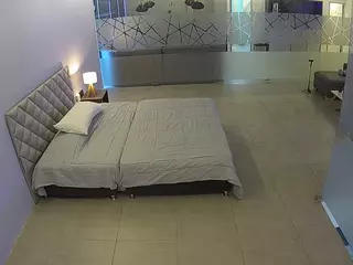 voyeurcam jb room 4's Live Sex Cam Show