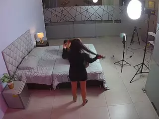 voyeurcam jb room 4's Live Sex Cam Show