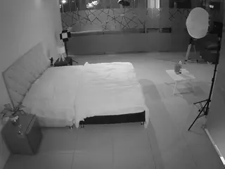 voyeurcam jb room 4's Live Sex Cam Show