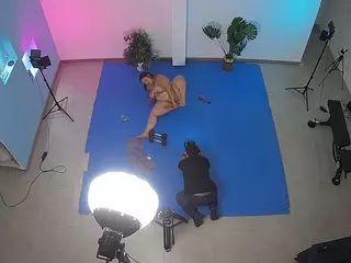 voyeurcam jb room 4's Live Sex Cam Show