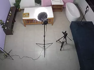 voyeurcam jb room 5's Live Sex Cam Show