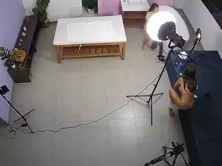 voyeurcam jb room 5's Live Sex Cam Show