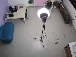 voyeurcam jb room 5's Live Sex Cam Show
