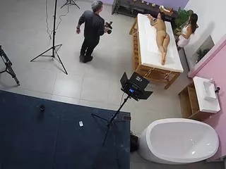 voyeurcam jb room 6's Live Sex Cam Show
