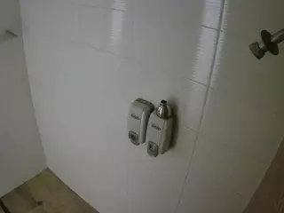 voyeurcam jb shower 11's Live Sex Cam Show