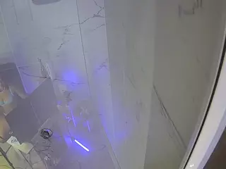voyeurcam casa salsa bathroom 11's Live Sex Cam Show