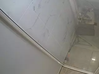 voyeurcam casa salsa bathroom 12's Live Sex Cam Show