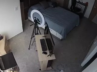 voyeurcam casa salsa bedroom 11's Live Sex Cam Show
