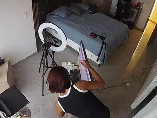voyeurcam casa salsa bedroom 11's Live Sex Cam Show