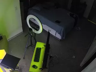 voyeurcam casa salsa bedroom 11's Live Sex Cam Show