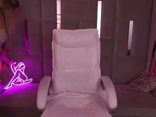 LINDAJAWEL's Live Sex Cam Show