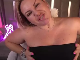LINDAJAWEL's Live Sex Cam Show